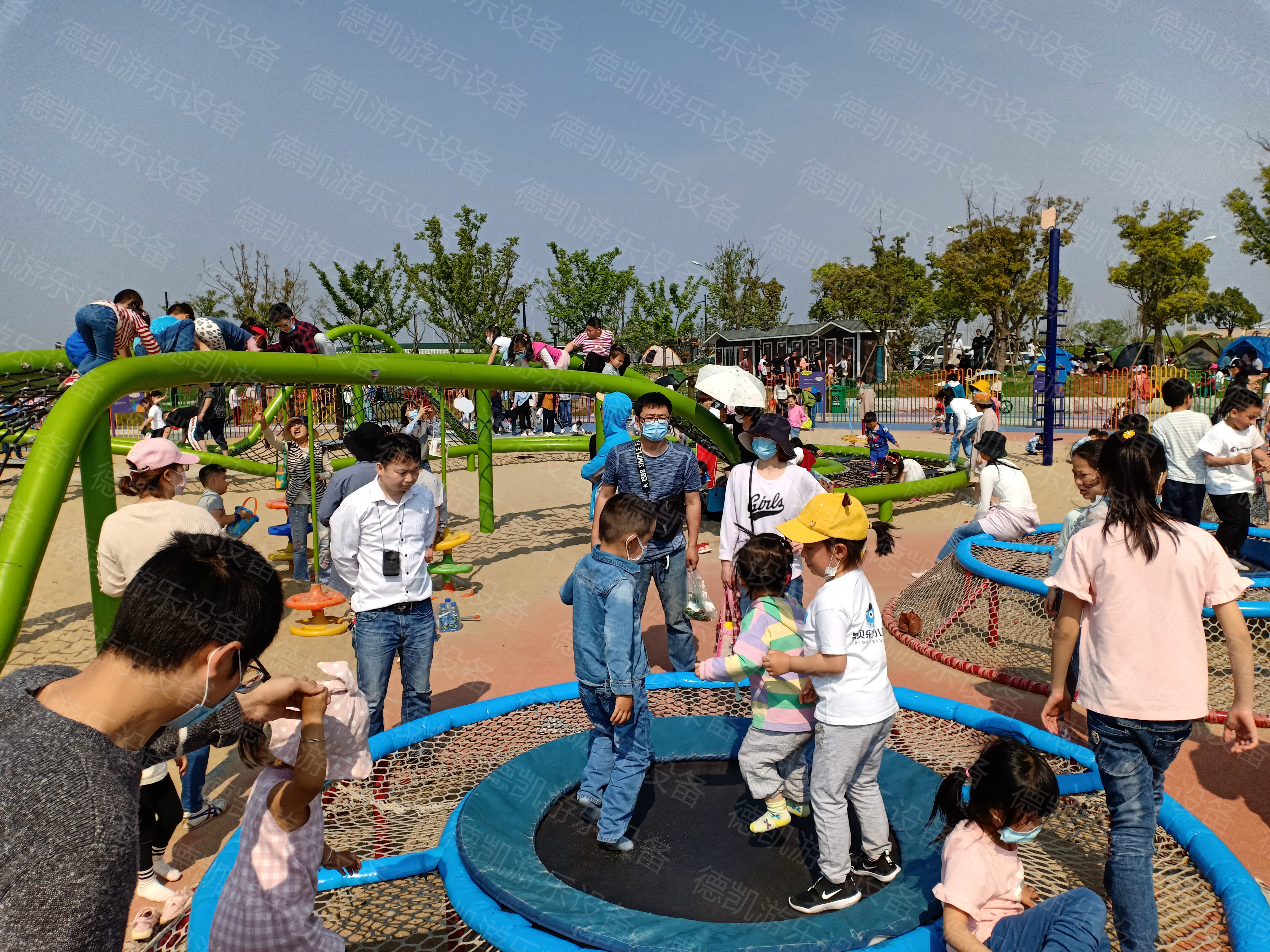 親子游樂(lè )園